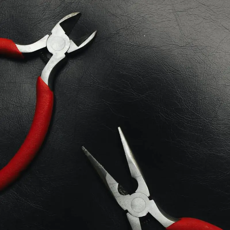 Pliers